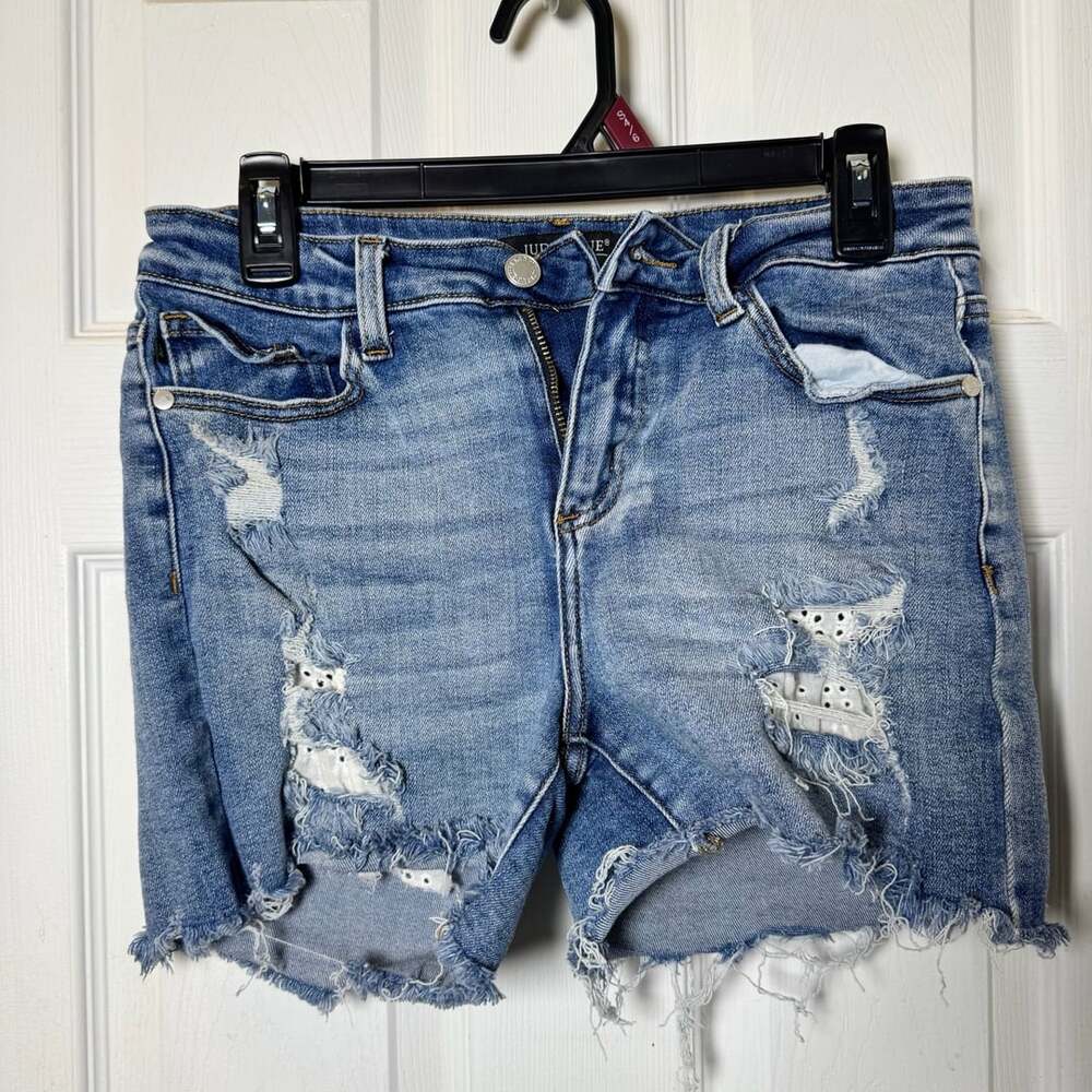 Judy Blue Distressed Denim Shorts Size M Medium Blue Raw Hem